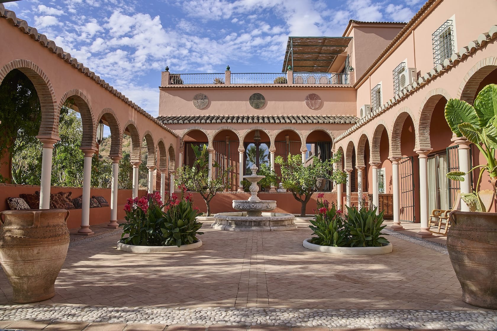 VILLA CAMI__DSC2104_PS_from_pink_4000px copy